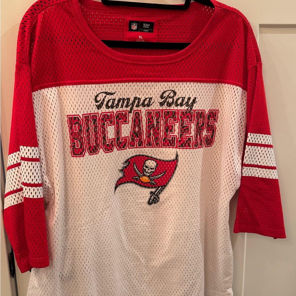 Licensed NFL Tampa Bay Buccaneers Women's Jersey ❤️🏴‍☠️🖤